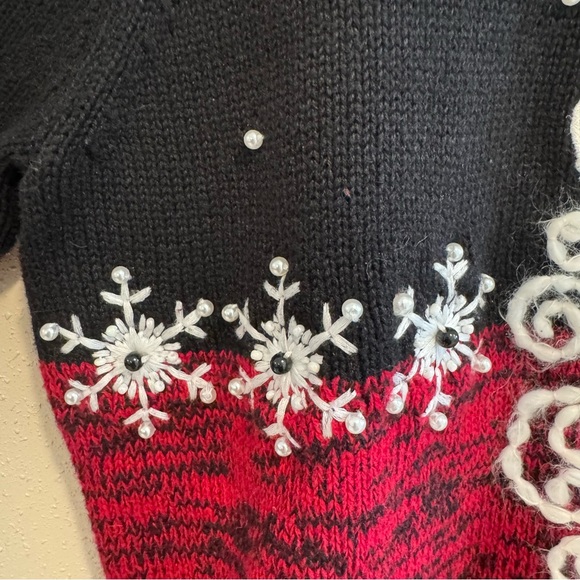 Mandal Bay Santa Pearl Embellished Holiday Christmas Sweater - Picture 6 of 7